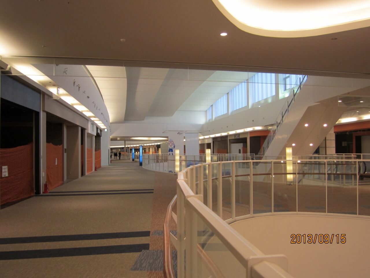 寂れた吹き抜け3